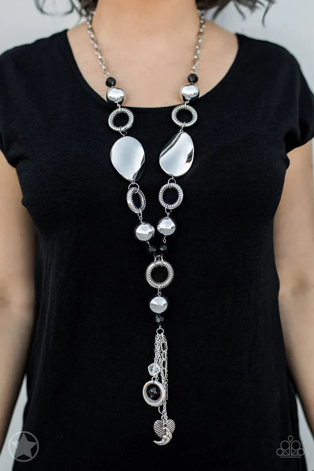 Paparazzi “Total Eclipse of the Heart Moon” Charm Necklace