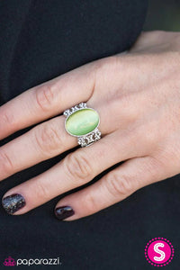 Vintage Paparazzi “Your Castle Awaits” Green Moonstone Stretch Ring