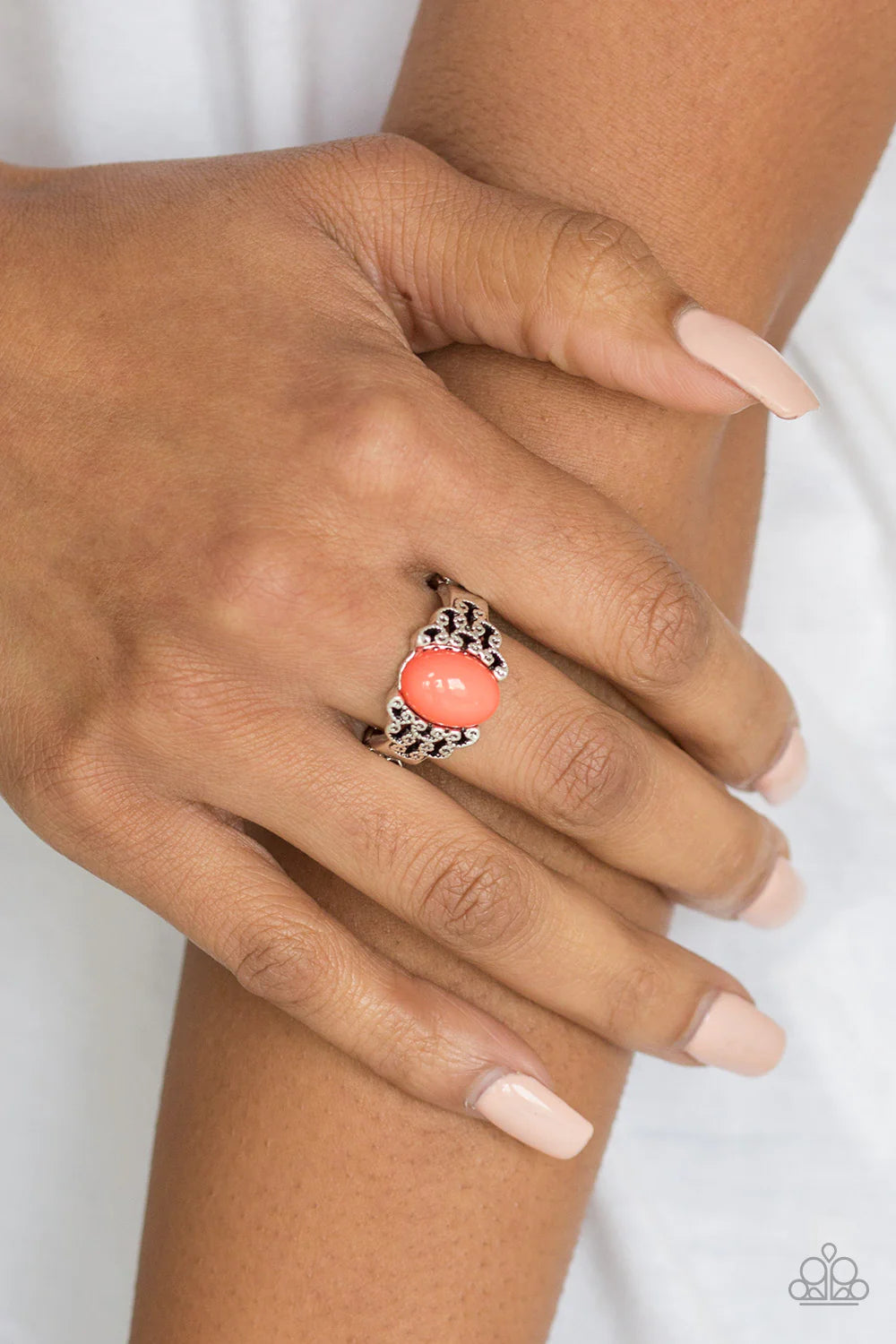 Vintage Paparazzi “Princess Problems” Coral Bead Stretch Ring