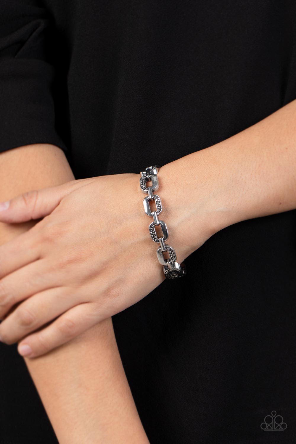 Paparazzi “Powerhouse Plunder”- Silver Hinge Bracelet