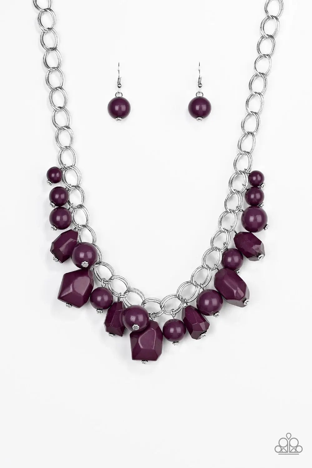 Paparazzi “ Gorgeously Globetrotter” Plum Purple Fringe Necklace