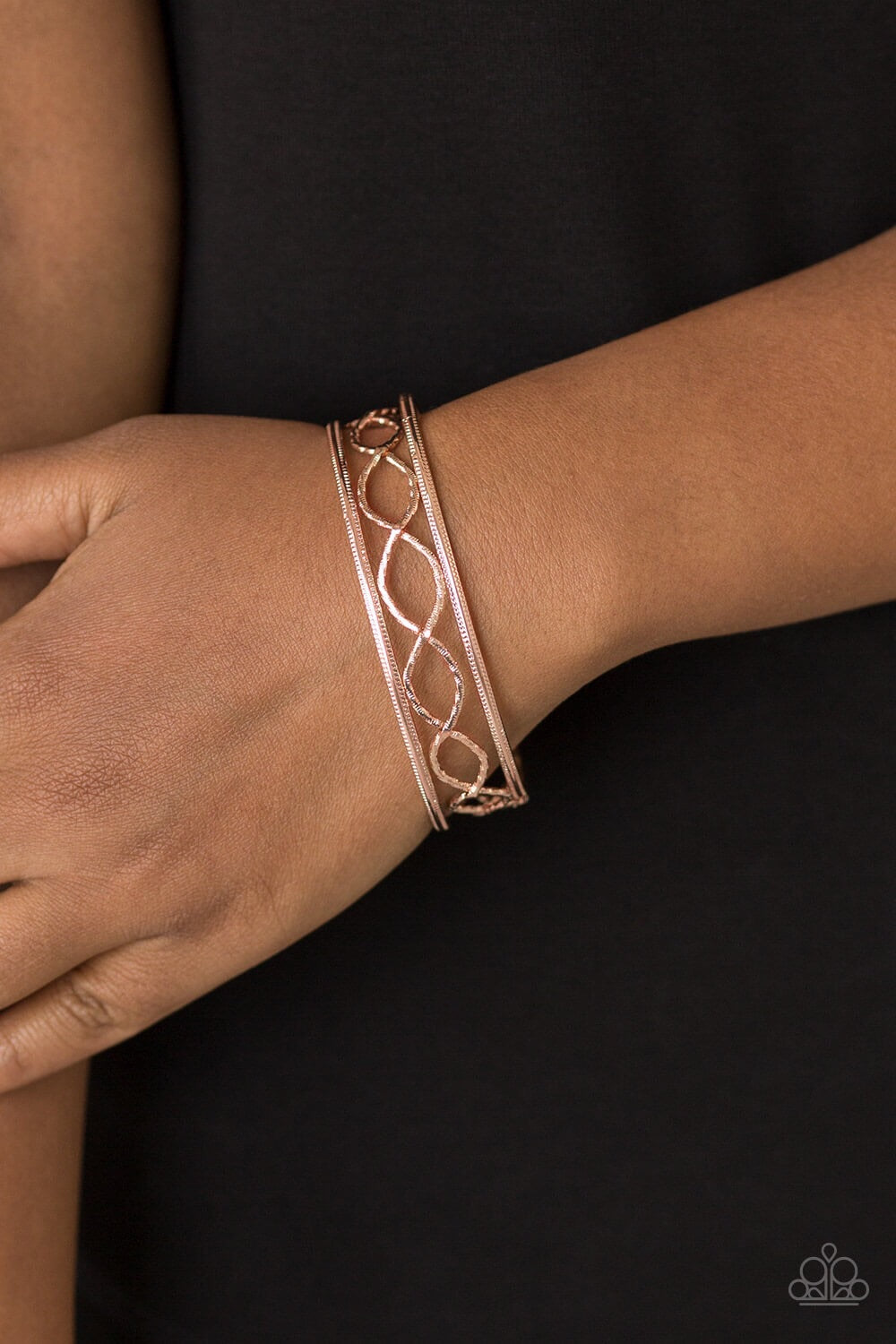 Paparazzi “Metal Manic” Rose Gold Bangle Bracelet