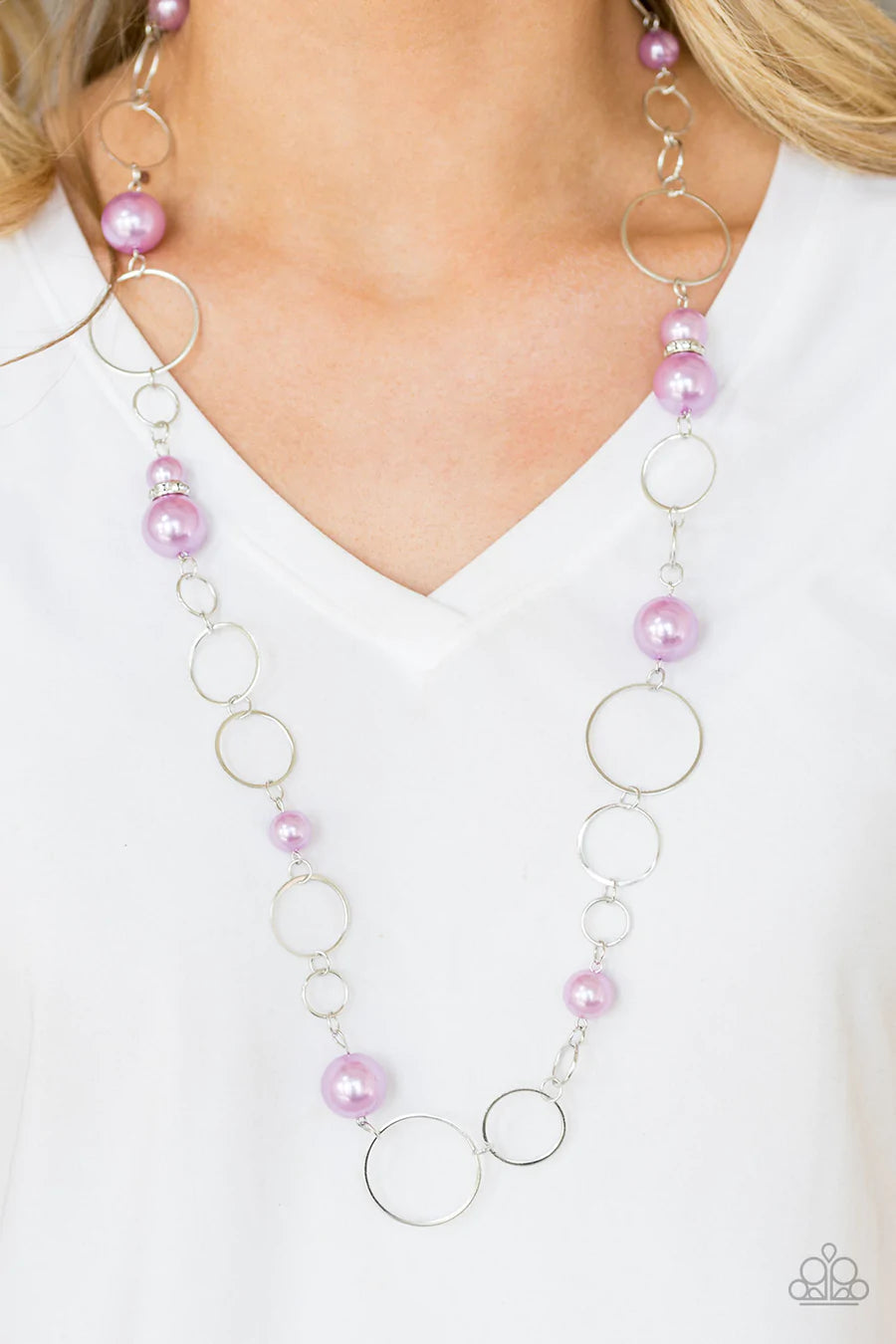 Paparazzi “Lovely Lady Luck” Lavender Purple Pearl Necklace